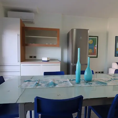 Artemis Dwelling In Apartment
