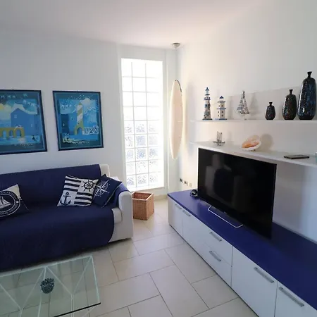Apartment Artemis Dwelling In